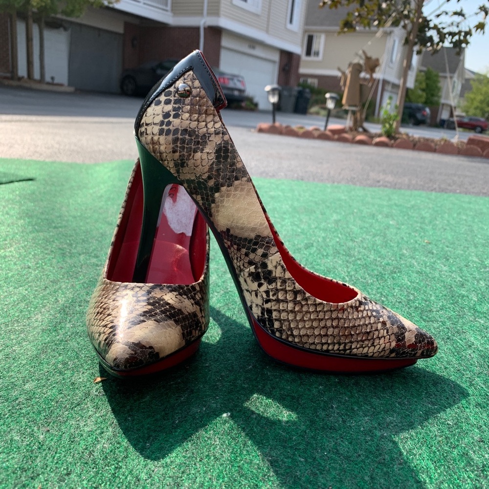 Kudrow Heels